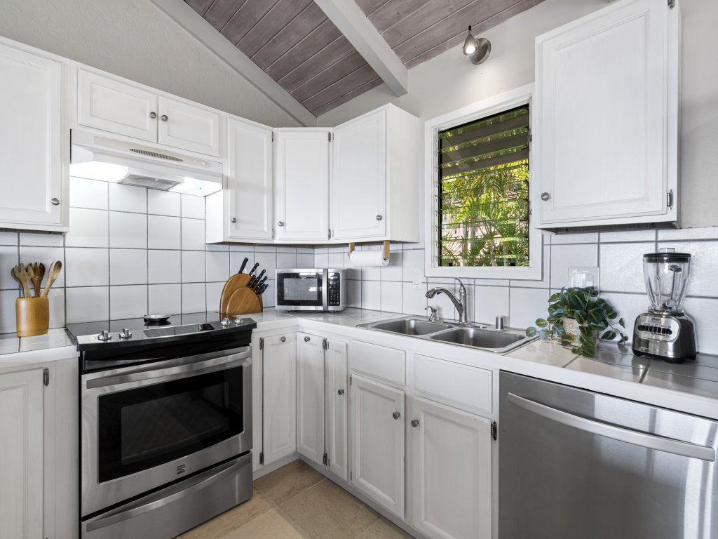 Halekii Sunset Vacation Rental in Kealakekua - RedAwning