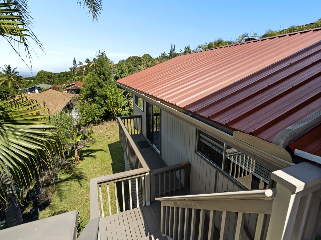 Halekii Sunset Vacation Rental in Kealakekua - RedAwning