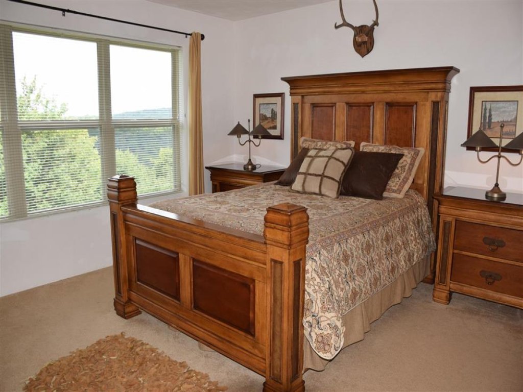 Seven Springs 4 BR Premium Condo, Mountain Views! Vacation Rental in Pennsylvania - RedAwning