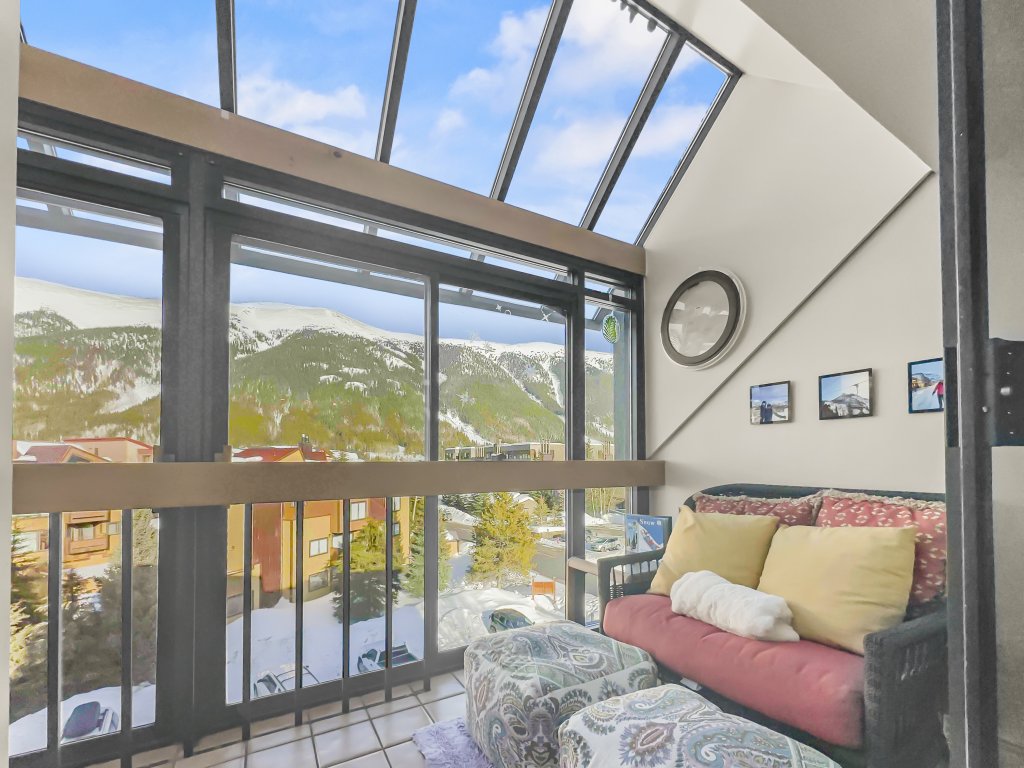 WH405 Wheeler House Vacation Rental in Copper Mountain - RedAwning