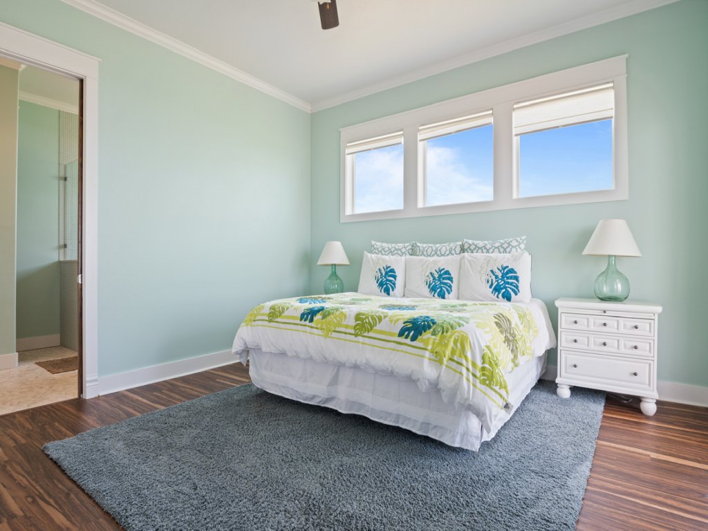 Beach Don't Kill My Vibe Vacation Rental in Texas - RedAwning