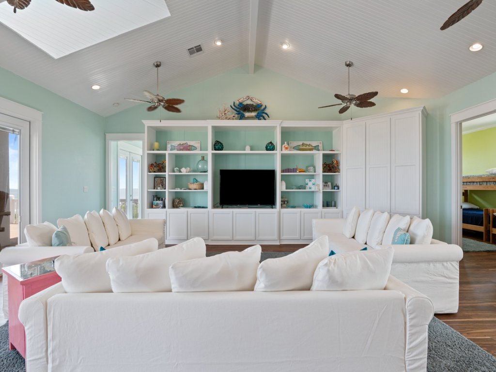 Beach Don't Kill My Vibe Vacation Rental in Texas - RedAwning