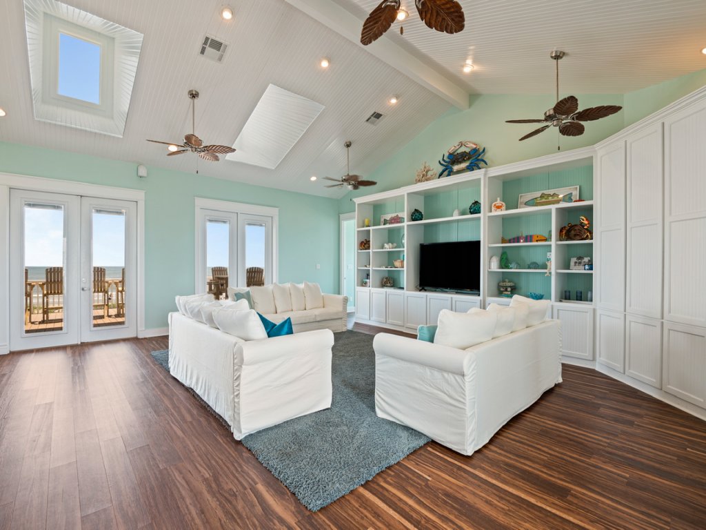 Beach Don't Kill My Vibe Vacation Rental in Texas - RedAwning