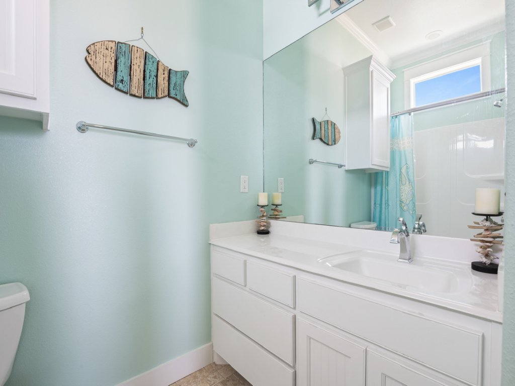 Beach Don't Kill My Vibe Vacation Rental in Texas - RedAwning