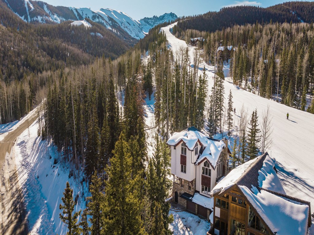Winterleaf Vacation Rental in Mountain Village - RedAwning