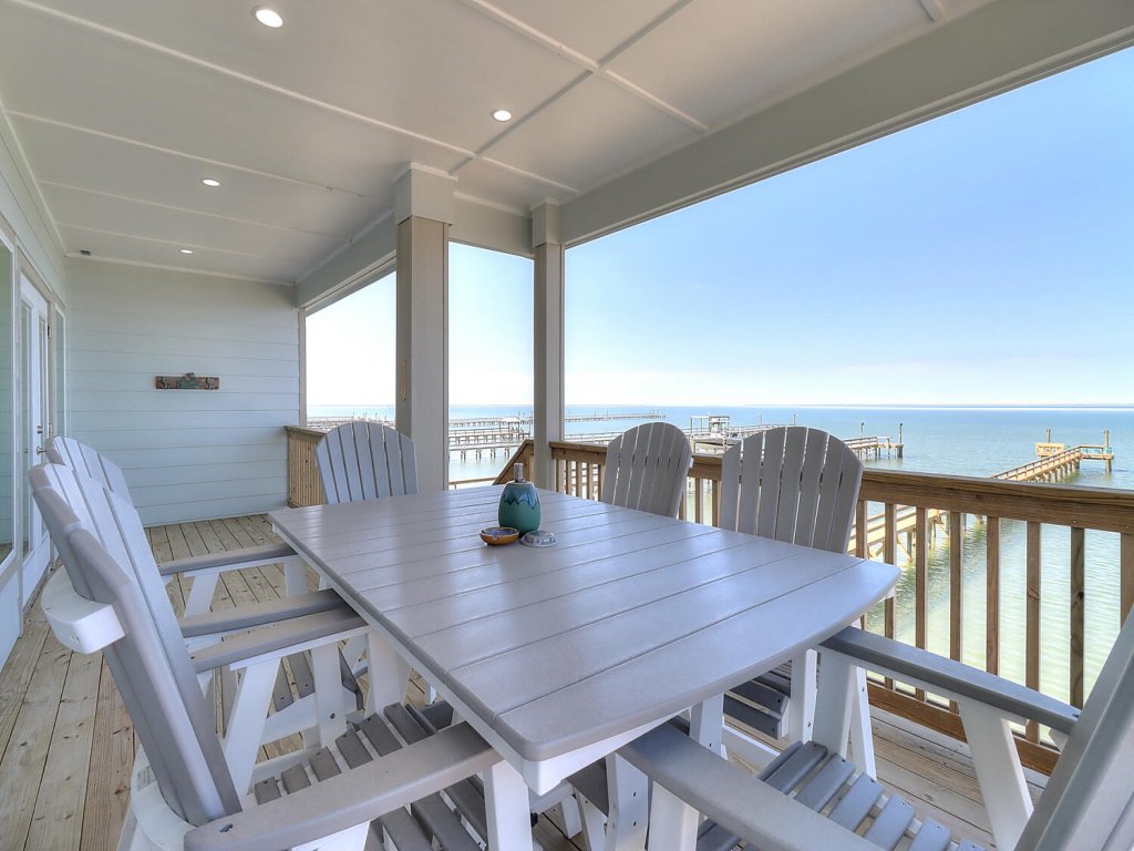 Soggy Pollards Vacation Rental in Rockport - RedAwning