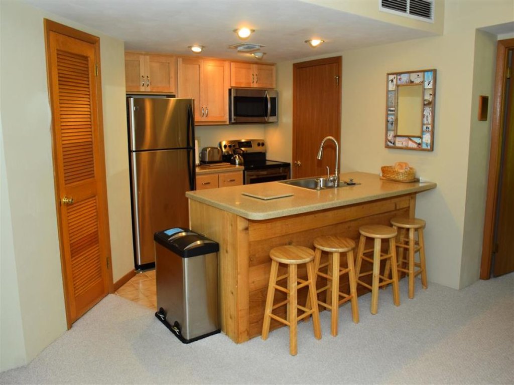 Seven Springs Sunridge 2 Bedroom Deluxe Condo, Ski-In/Out! Vacation Rental in Pennsylvania - RedAwning