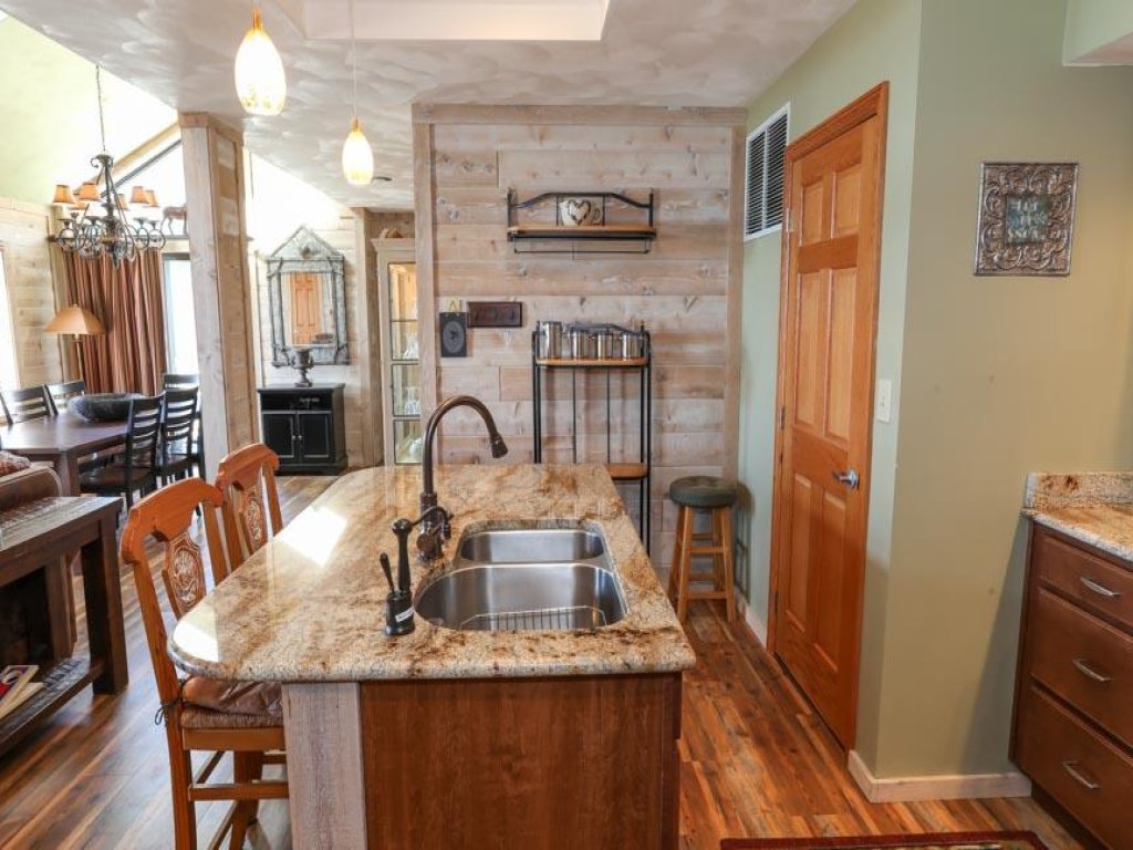 Seven Springs Sunridge 3 Bedrooms Premium Condo, Private Hot Tub! Vacation Rental in Pennsylvania - RedAwning