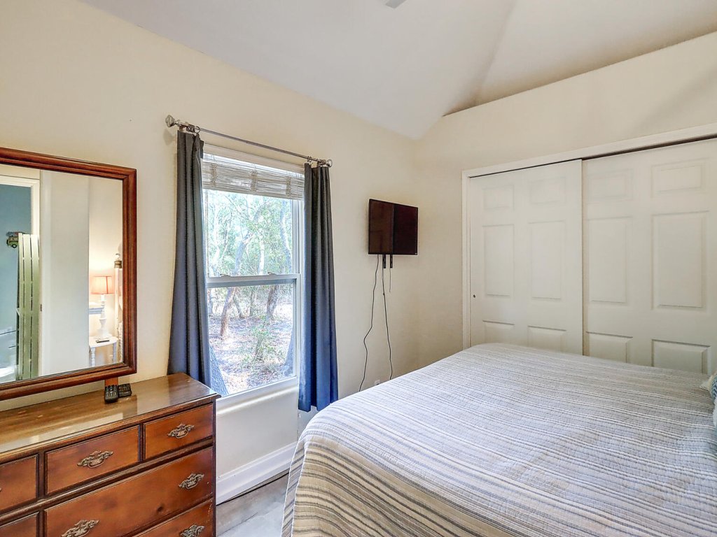 Heron Hideaway Vacation Rental in Rockport - RedAwning