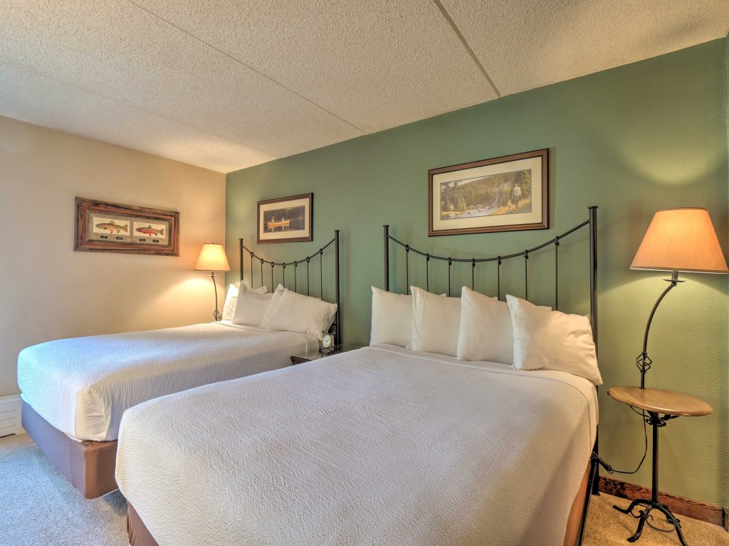 Mountain Plaza 2 Bedroom Condo #320/322 Vacation Rental in Copper Mountain - RedAwning