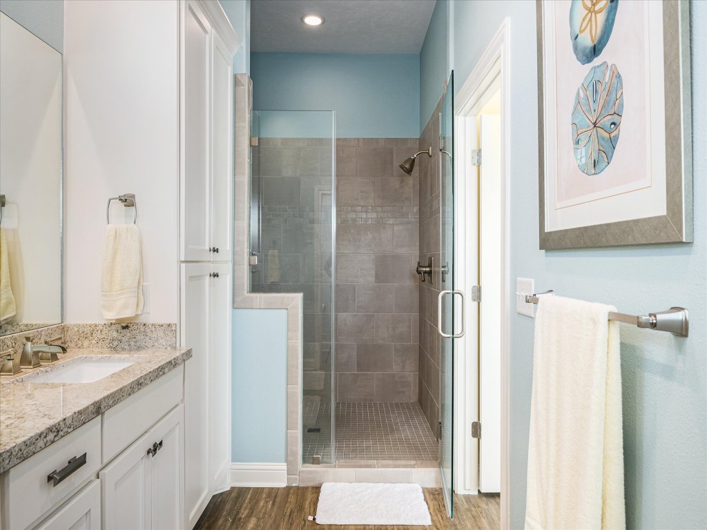 SweetSol Crystal Beach Home Vacation Rental in Texas - RedAwning