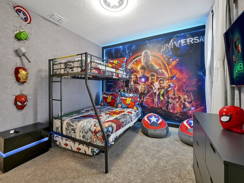 5 Bed in Champions Gate, Modern Decor, Kid Themed Rooms, Game Room, Gated Resort! Vacation Rental in Champions Gate - RedAwning