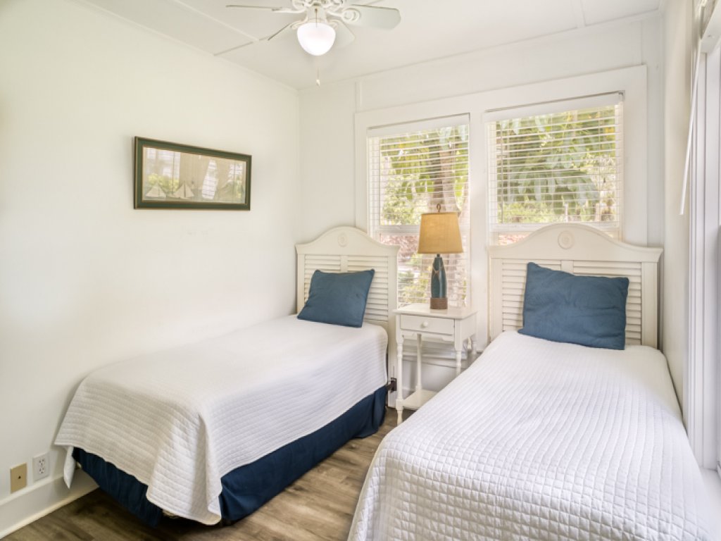 Baywatch Cottage Vacation Rental in Captiva - RedAwning