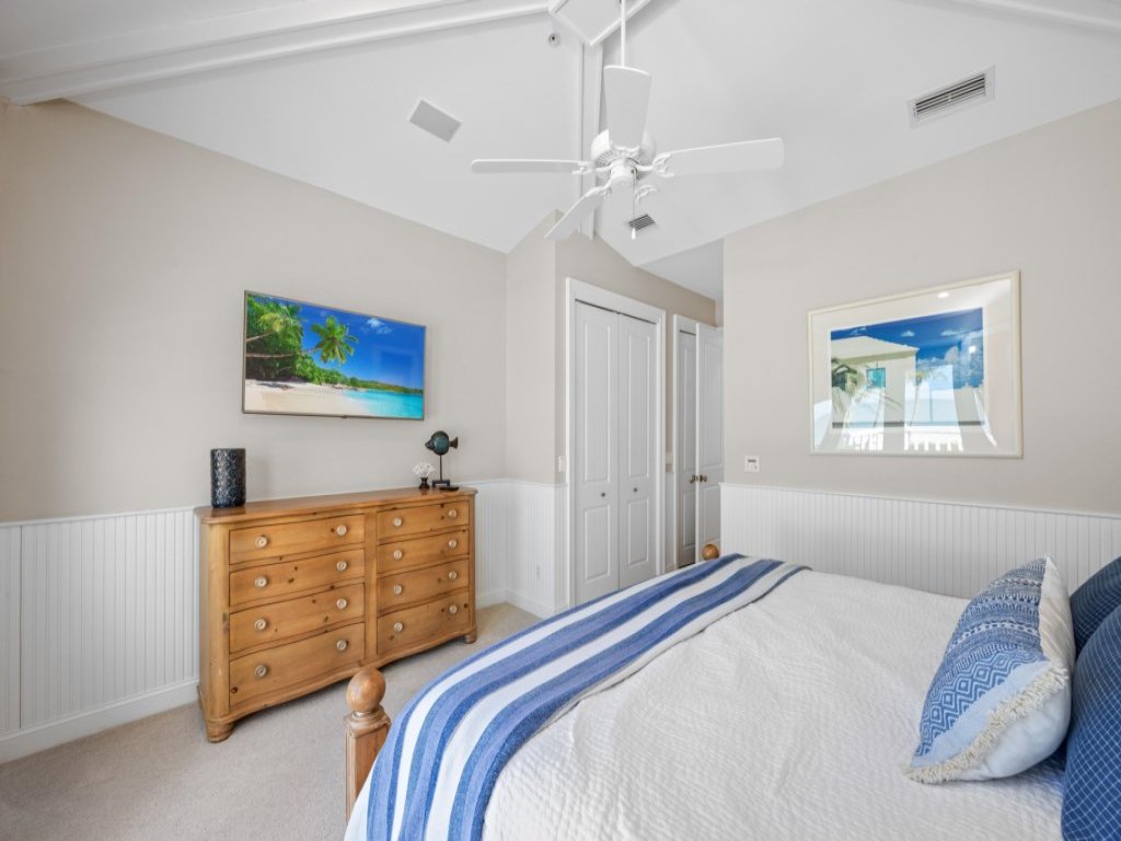 Captiva Grace- Gulf to Bay! Vacation Rental in Captiva - RedAwning