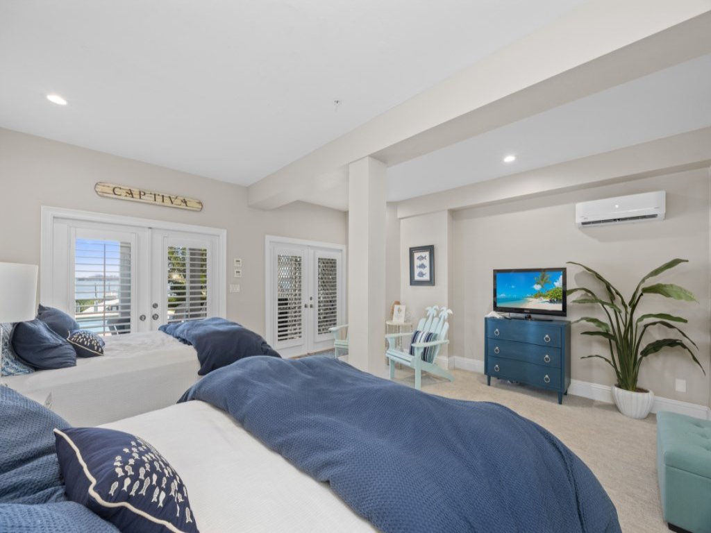 Captiva Grace- Gulf to Bay! Vacation Rental in Captiva - RedAwning