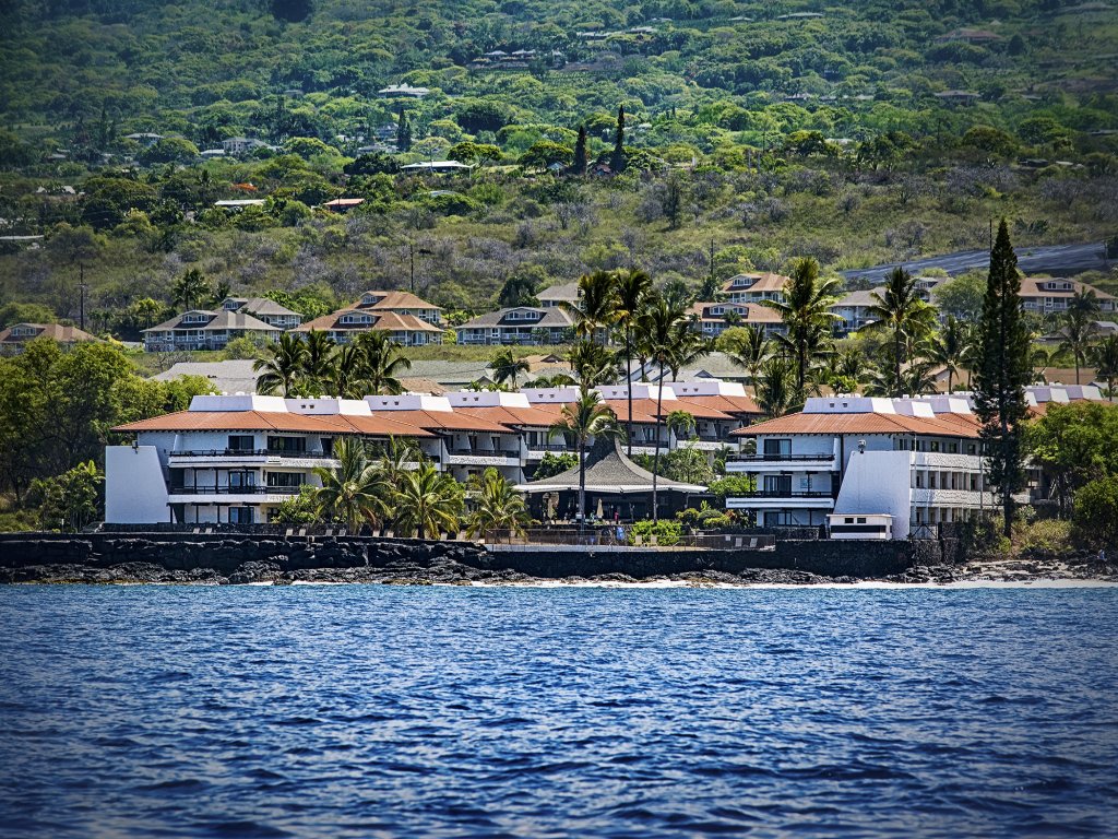 Casa De Emdeko 230 Vacation Rental in Kailua Kona - RedAwning