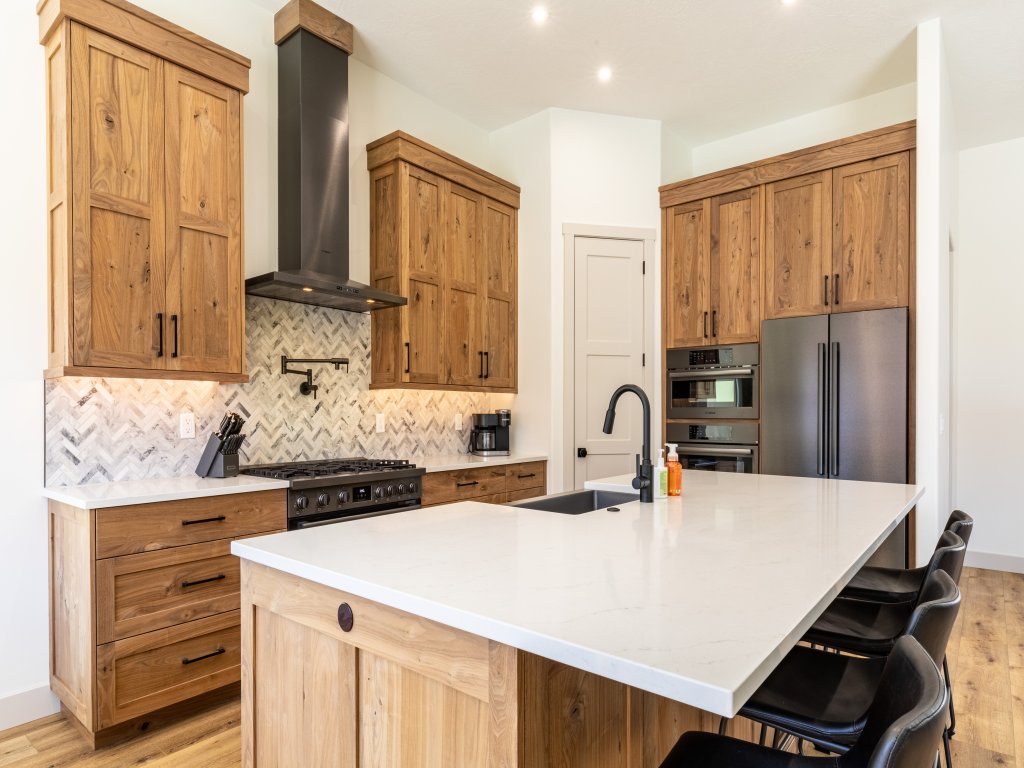 Sun Seeker Vacation Rental in Utah - RedAwning