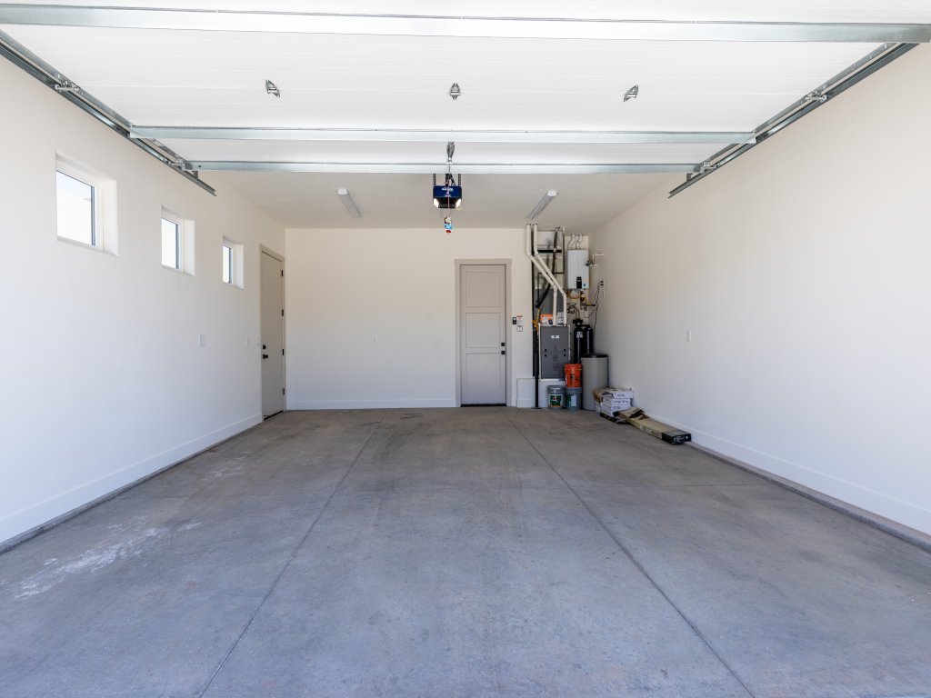 Sun Seeker Vacation Rental in Utah - RedAwning