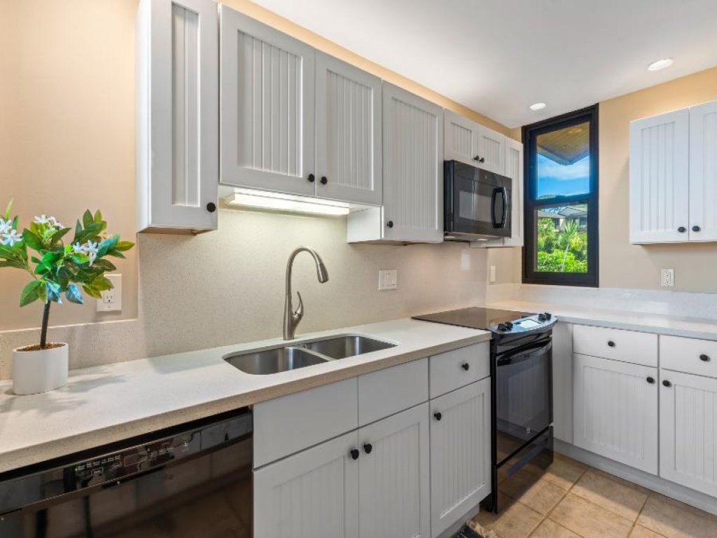 WAILEA ELUA, #0802 Vacation Rental in Hawaii - RedAwning