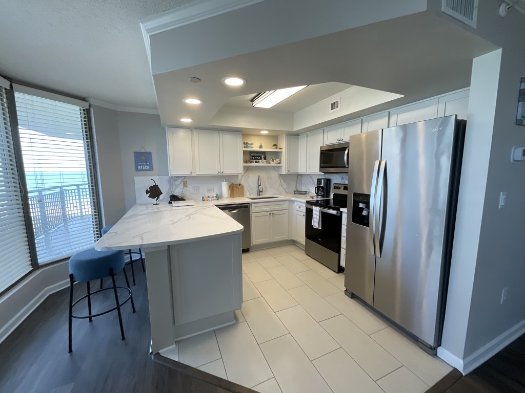 405 Brighton Vacation Rental in Myrtle Beach - RedAwning