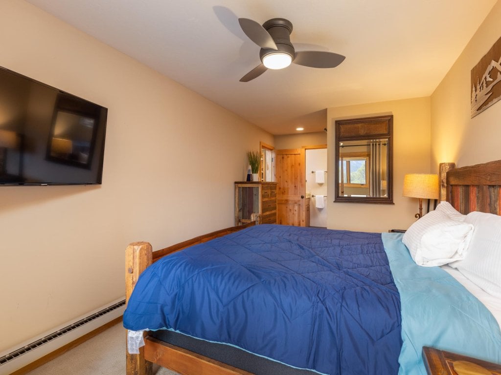 2056 The Pines Vacation Rental in Keystone - RedAwning