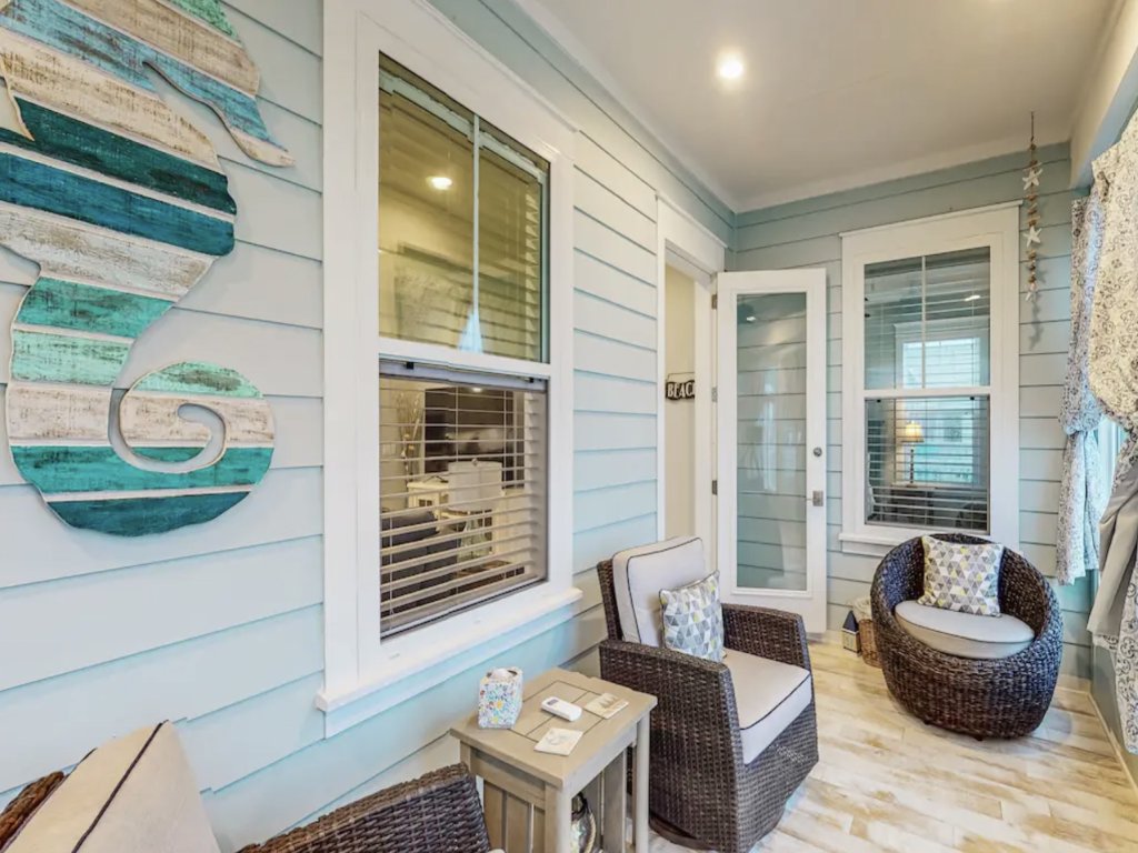 Casa Bella Vacation Rental in Navarre - RedAwning