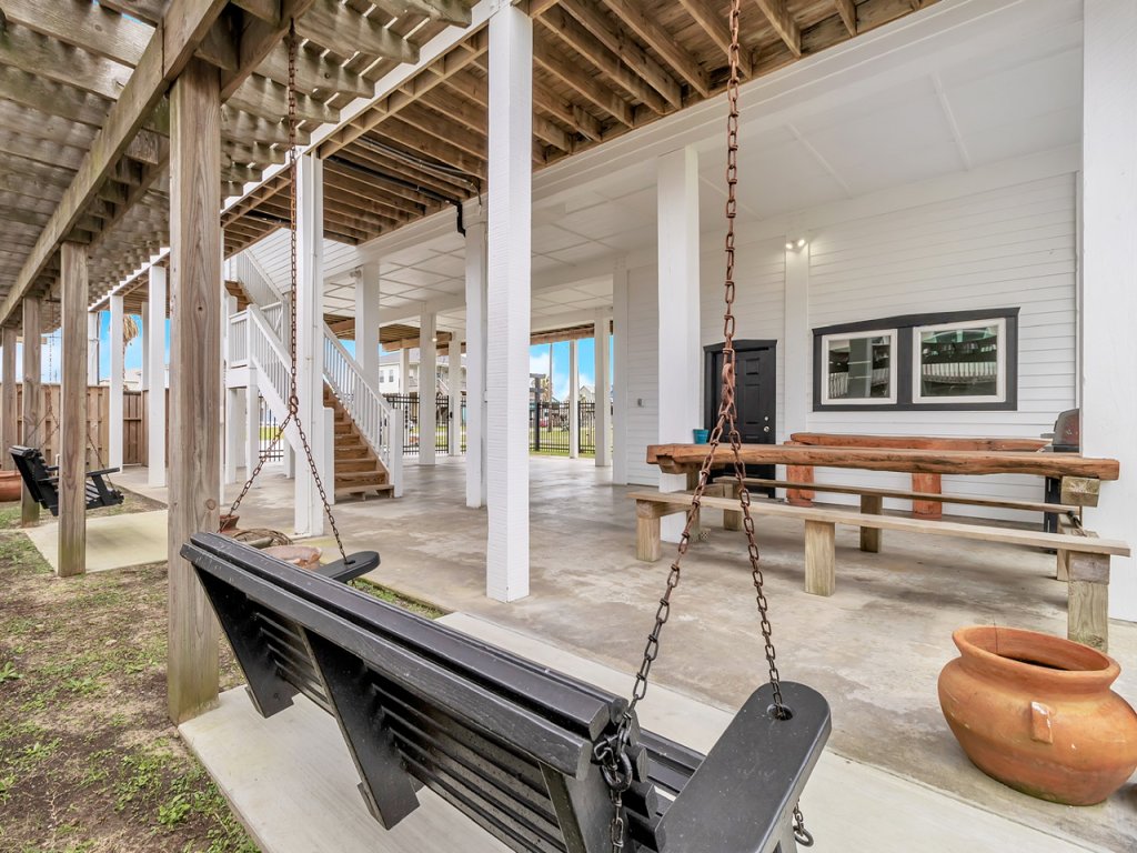 The Sandcastle Vacation Rental in Texas - RedAwning