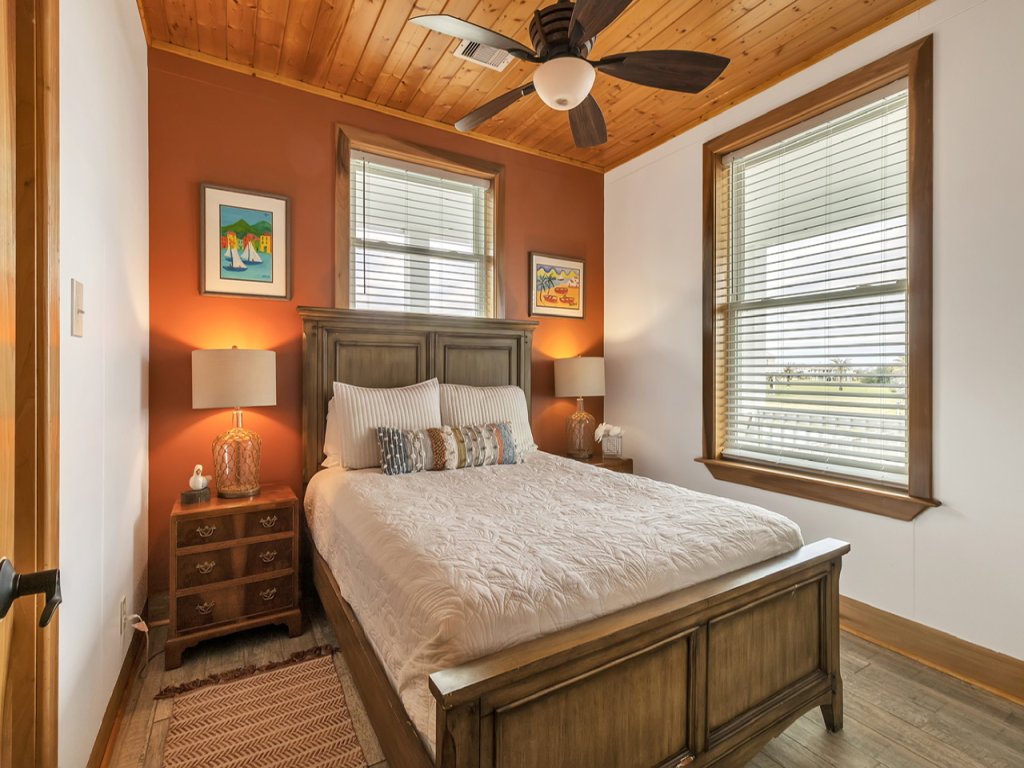 The Sandcastle Vacation Rental in Texas - RedAwning