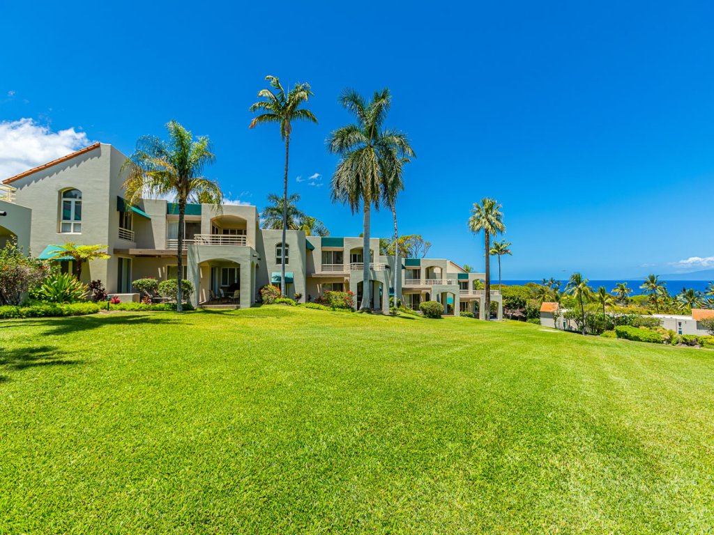 Palms at Wailea 102 Vacation Rental in Wailea - RedAwning