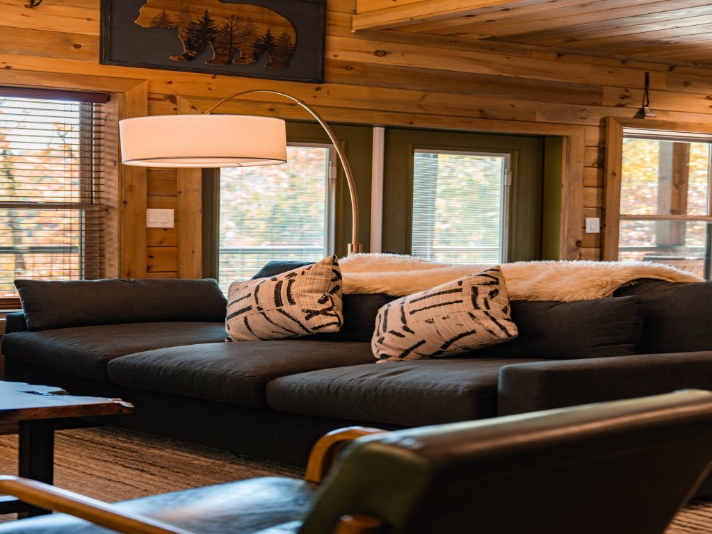 Goodness Gracious Vacation Rental in Sevierville - RedAwning