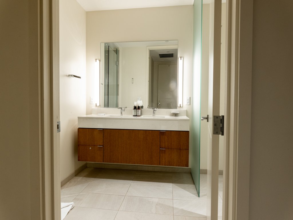 Mountain Modern 3 Bedroom Deluxe Condo, Sleeps 10! Save 20% on 7+ Nights! Vacation Rental in Park City - RedAwning