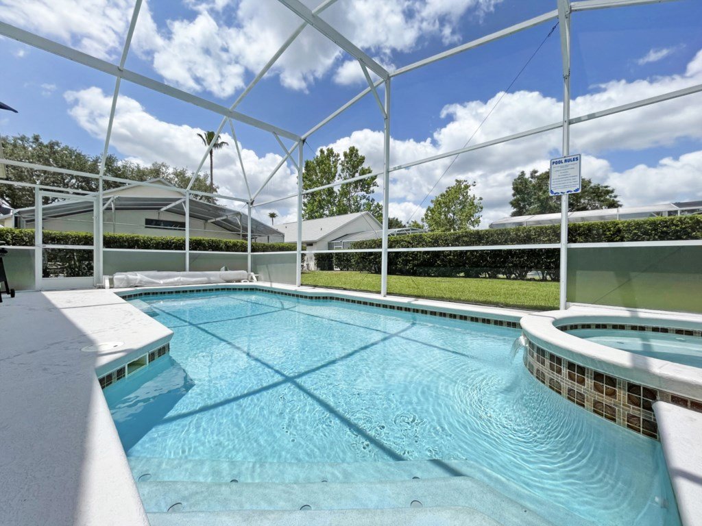 Bayswater Bliss Vacation Rental in Davenport - RedAwning