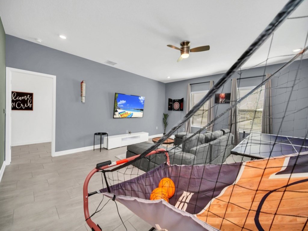 Huge 7 Bedroom Pool Home Champions Gate w/ 5 Kings Vacation Rental in Davenport - RedAwning