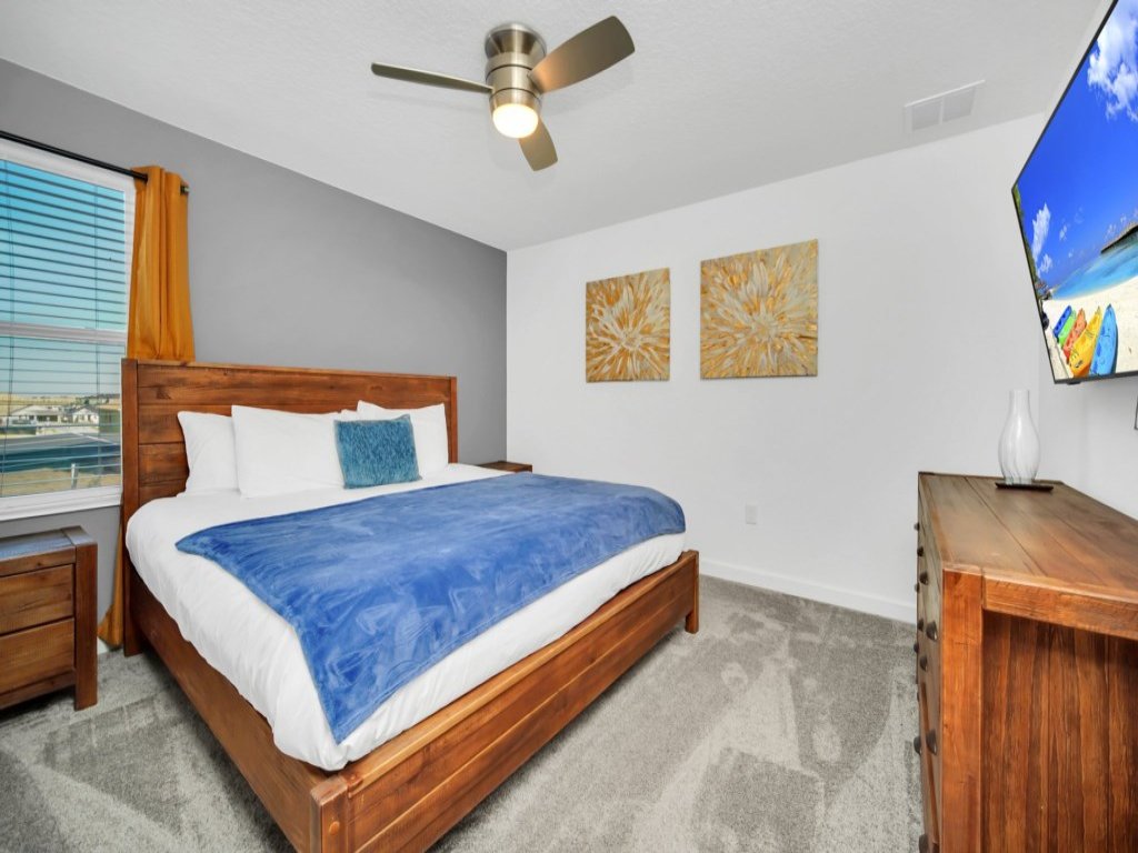 Huge 7 Bedroom Pool Home Champions Gate w/ 5 Kings Vacation Rental in Davenport - RedAwning