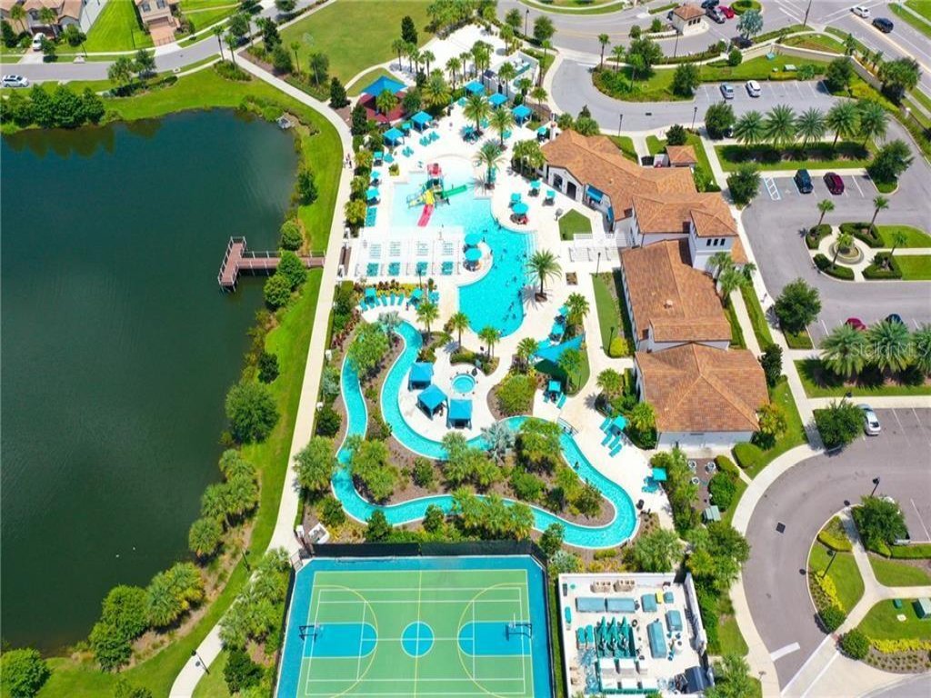 5 Bedroom Home 8 Minutes To Disney Decorated Home! Vacation Rental in Kissimmee - RedAwning