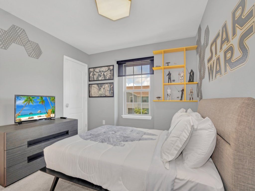 5 Bedroom Home 8 Minutes To Disney Decorated Home! Vacation Rental in Kissimmee - RedAwning