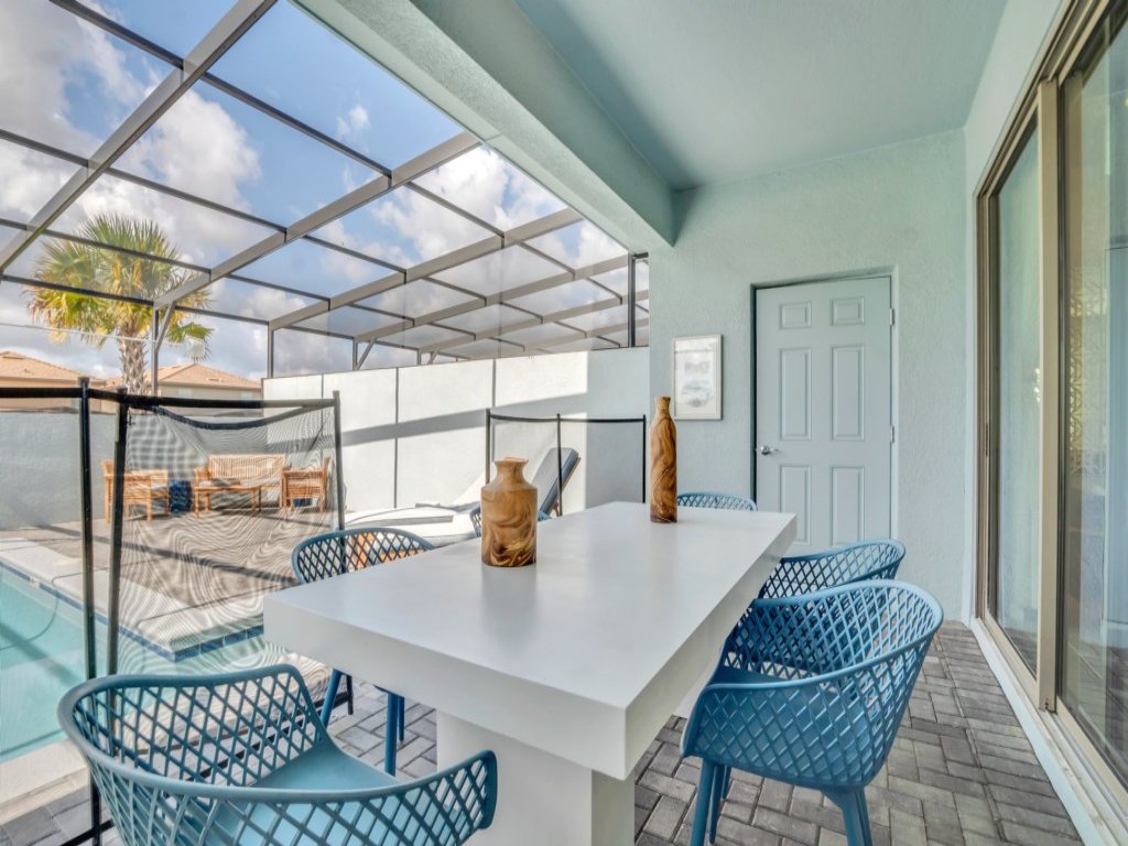 5 Bedroom Home 8 Minutes To Disney Decorated Home! Vacation Rental in Kissimmee - RedAwning