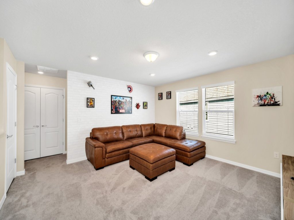5 Bedroom Resort 5 bath Pool Home With Spa! Vacation Rental in Davenport - RedAwning