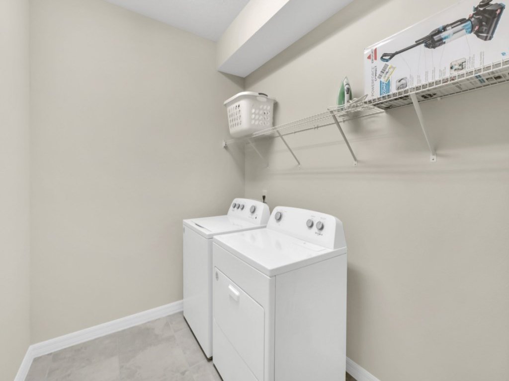 Many Themes For Everyone 10 Huge Bedrooms! Vacation Rental in Davenport - RedAwning