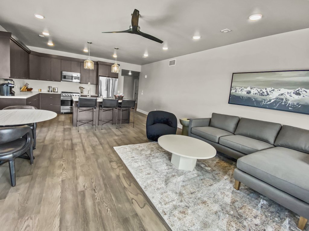Lake Life Meets Ski Life at Jordanelle Paradise 204 Vacation Rental in Heber City - RedAwning