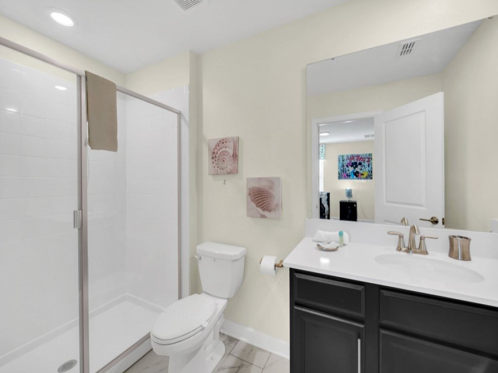 Luxury 6 Bedroom 5 Bathroom Gated Resort Villa Clo Vacation Rental in Davenport - RedAwning