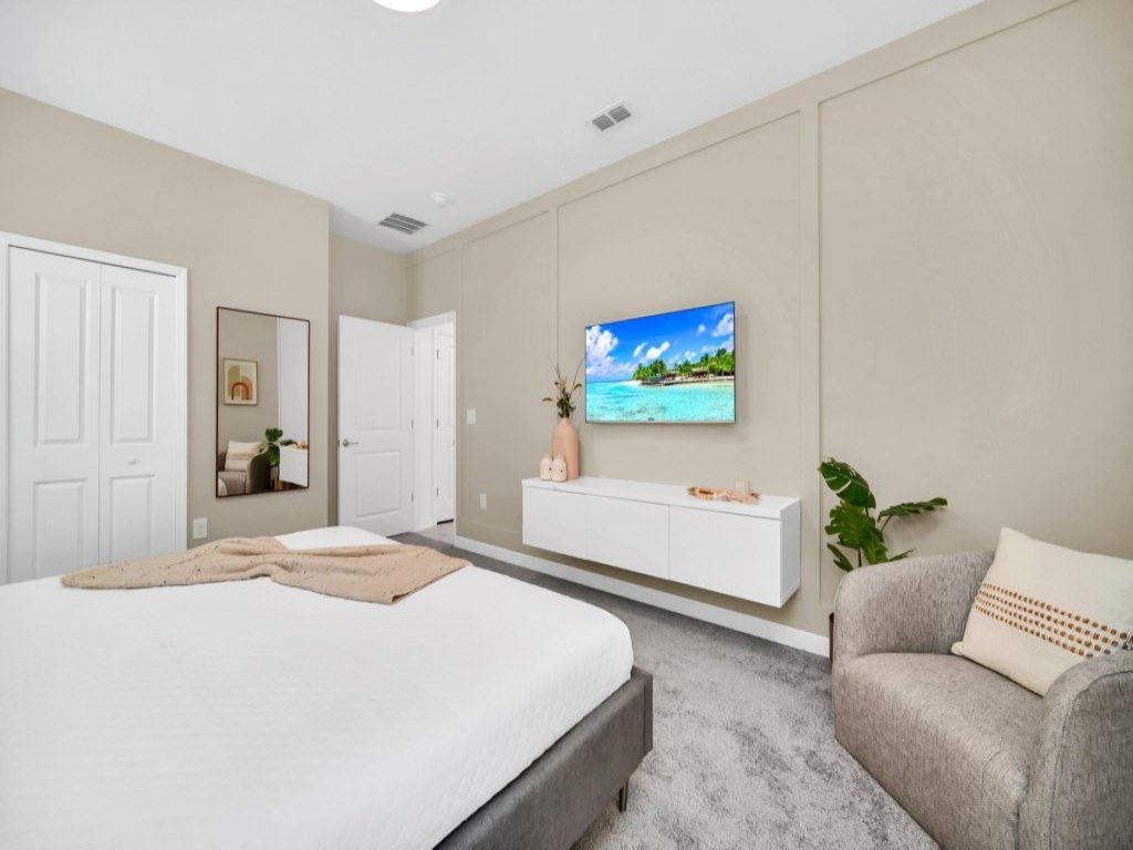 9 Bed Home With Theme Bedrooms Game Room,Pool Spa Vacation Rental in Davenport - RedAwning