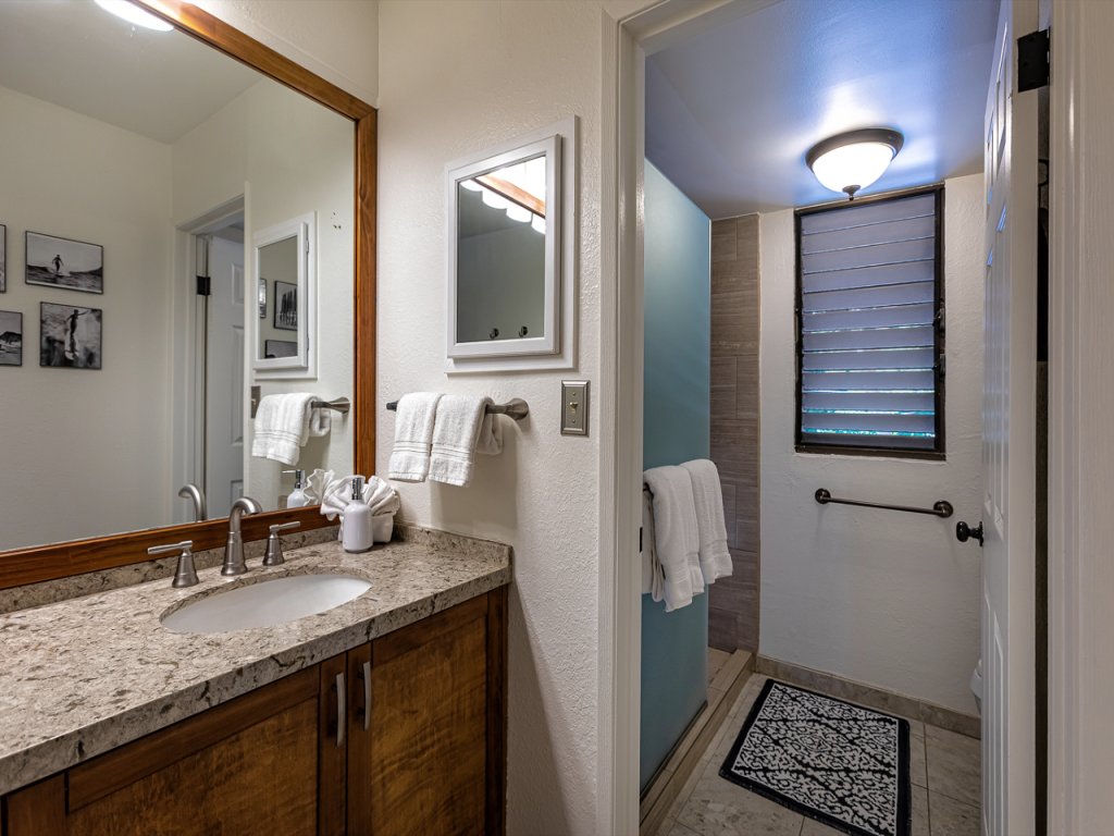 Luana Kai B201 Vacation Rental in Kihei - RedAwning