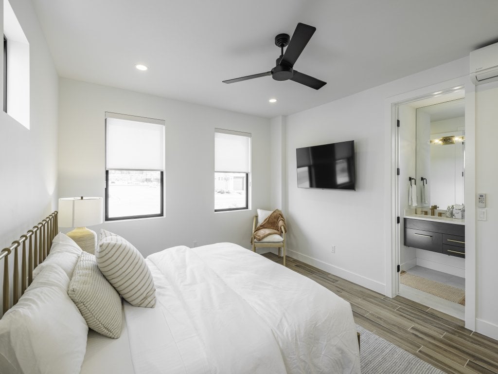 Getaway On The Green Vacation Rental in St. George - RedAwning