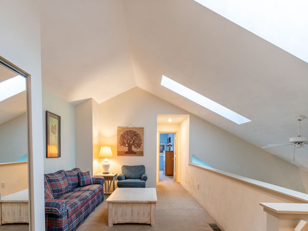 Seven Springs 3 BR Condo, Loft and Mountain Views! Vacation Rental in Pennsylvania - RedAwning