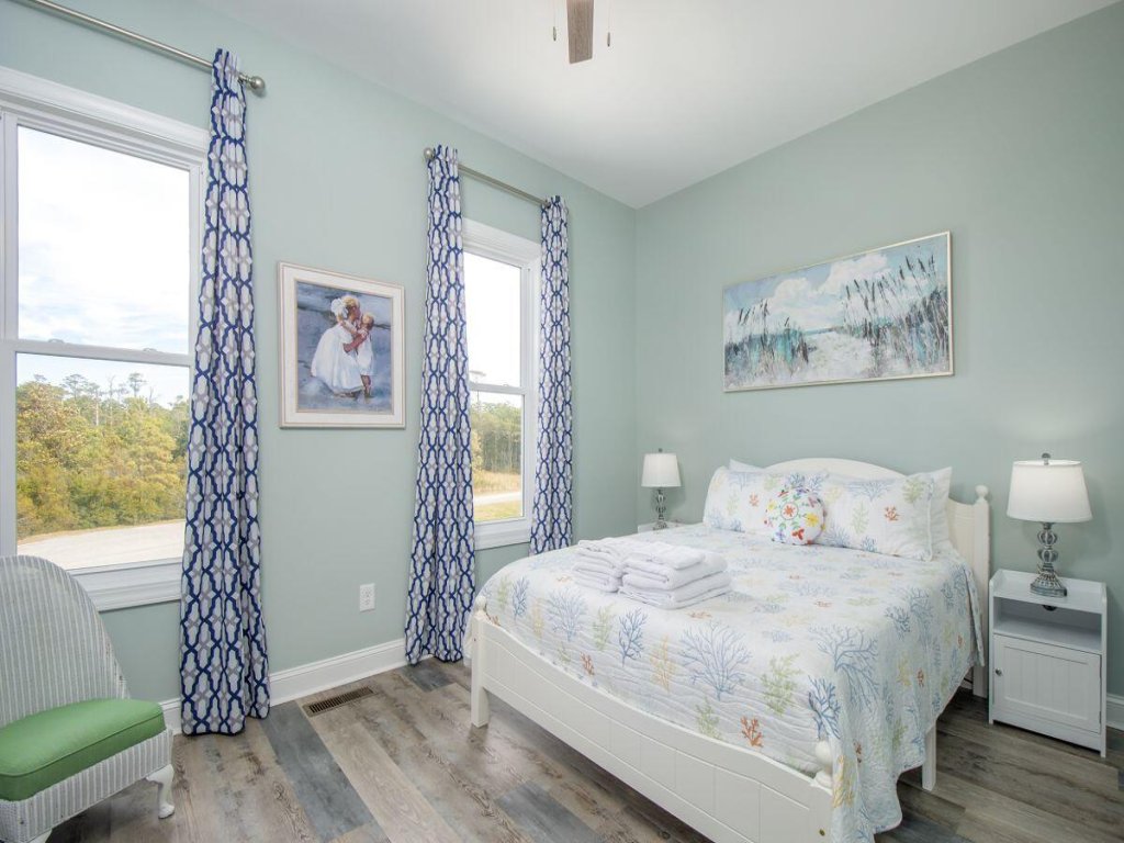 Straits Serenity  Vacation Rental in North Carolina - RedAwning