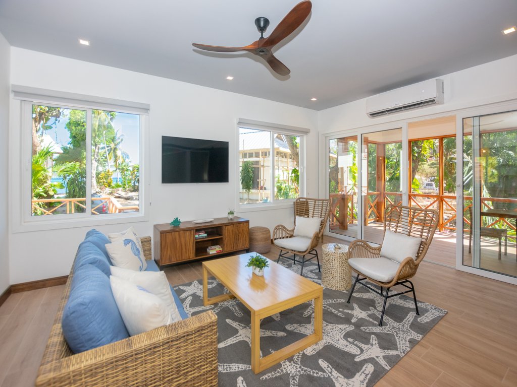 Casa Coral and  Casa Palmera Vacation Rental - RedAwning
