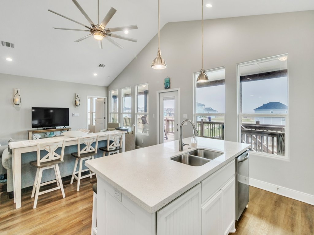 Born To Beach Vacation Rental in Texas - RedAwning