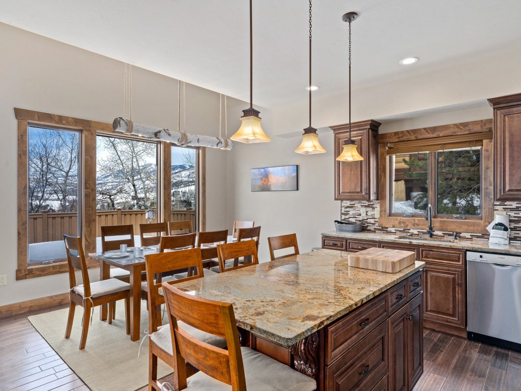 Cherry Drive Vacation Rental in Steamboat Springs - RedAwning