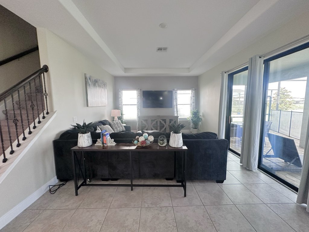 162KB-Dreams Come True- Balmoral Resort Vacation Rental in Haines City - RedAwning